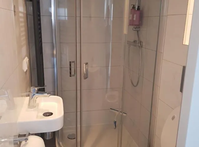 Daire Mara's Place *